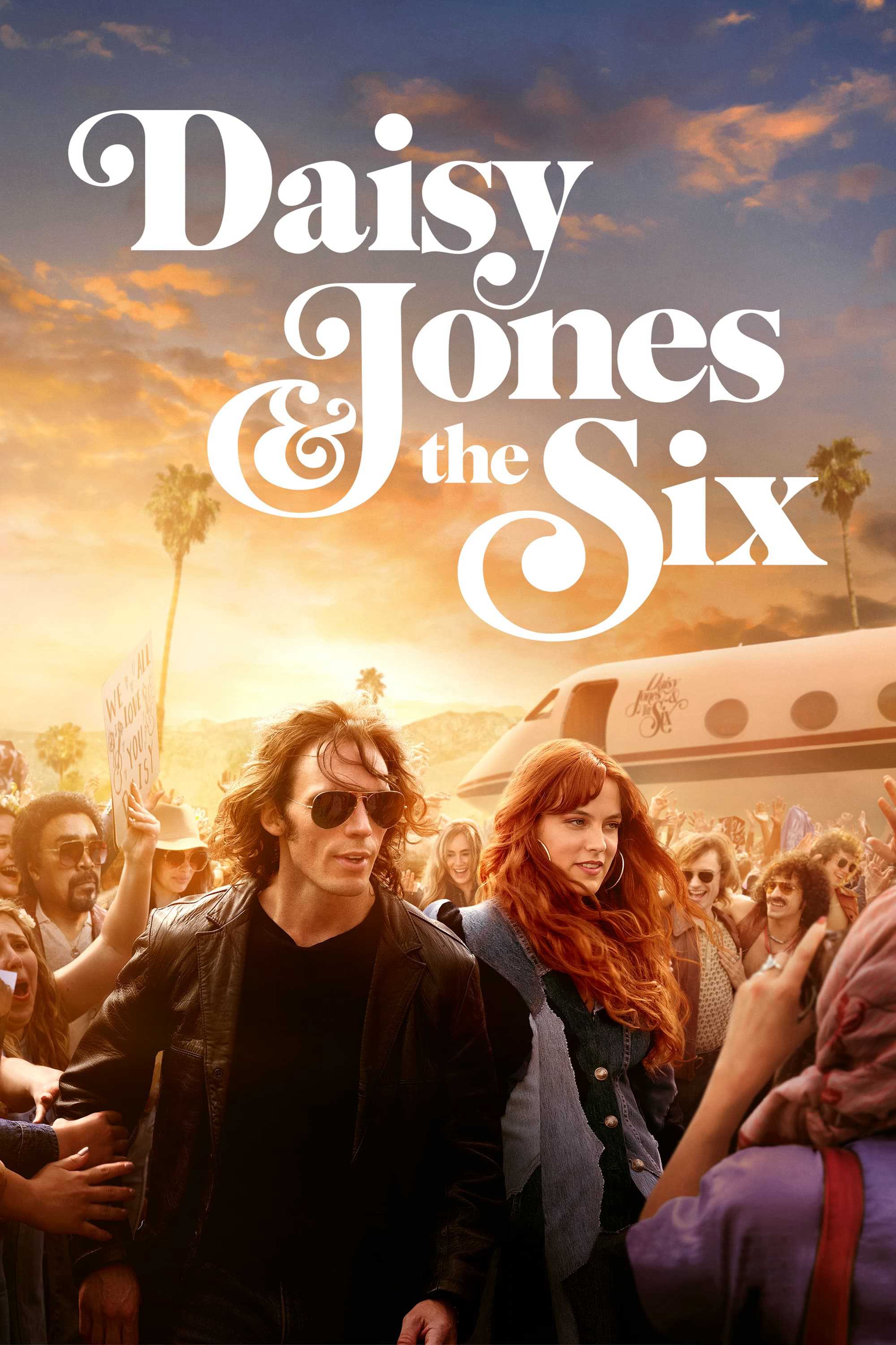 Daisy Jones and The SixHình bìa